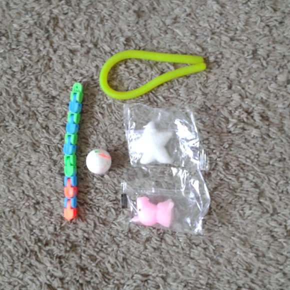 A fidget pack - Picture 1 of 1